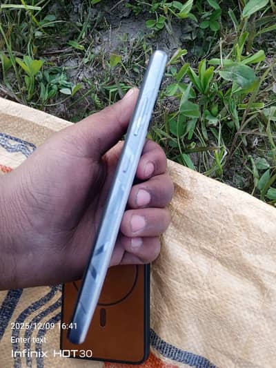 samsung a32 6 128 gb 10 by 9.5 conditions on open no repair box be sat