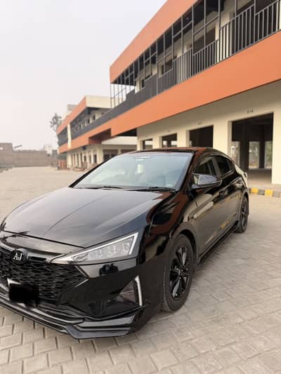 Hyundai Elantra 2021 new rims wali