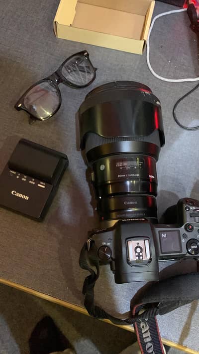 Canon-R Camera For sale