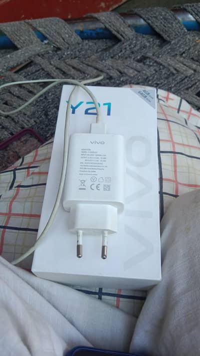 Vivo y21 full box