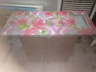 iron stand  urgent sale