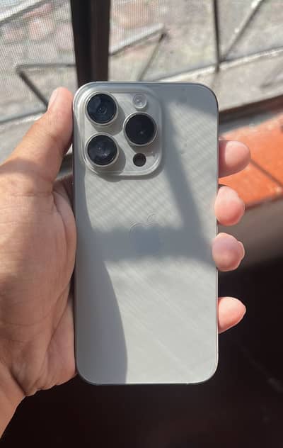 IPhone 15 pro 128 GB