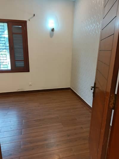 120yards Bungalow available for rent in prime location of 3rd Street phase7 Extension