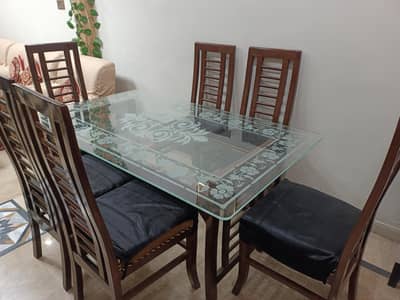 Dining table 6 seater