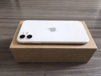 iphone 11 128 GB full box Whatsapp 03222352063