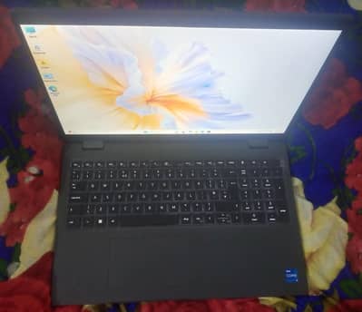 DELL Core i5 13th Gen Laptop 15.6" inch FHD Display (10/10 Like New)