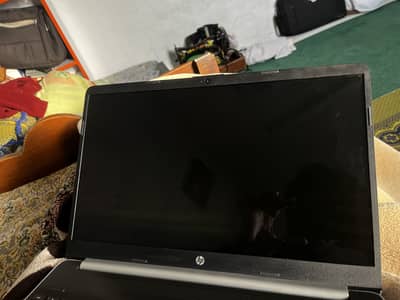 Laptop Intel i7 10 generation 8gb Ram 500 SSD