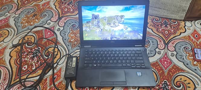 Dell Latitude e7270 - 16 GB RAM/ 256 GB SSD - 8/10 condition Laptop