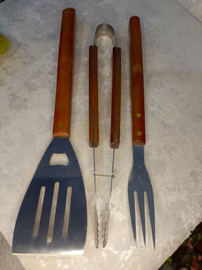 BAR B Q GRILL. AND. STIKS. OR GRILL SETS