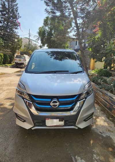 Nissan Serena Highway Star e-POWER – Hybrid 2018 (Imported)