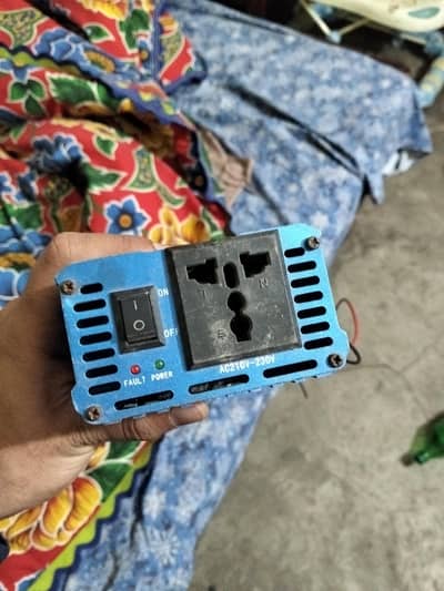 Inverter 12V To 220V