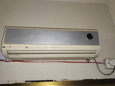 Gree 1 ton split Ac non inverter just cool Ac