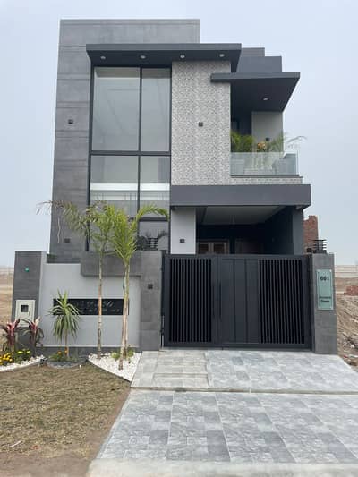 5 Marla House For Sale In Formanites