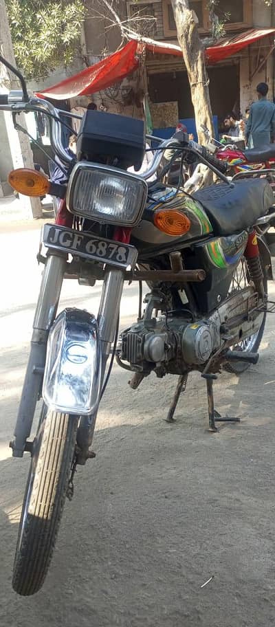 honda cd70 2007 model for sale sirf lene waly rabta kren time pass dor