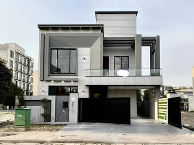 4 Beds 10 Marla Double Storey Brand New House For Sale Formanites Housing Scheme Lahore.