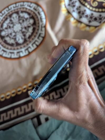 I phone 13 pro max factory unlock