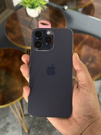 iphone 14 pro max jv 92%BH