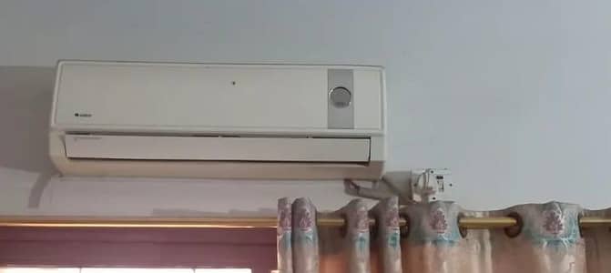 Gree 1.5 ton split Ac non inverter just cool Ac totally genuine