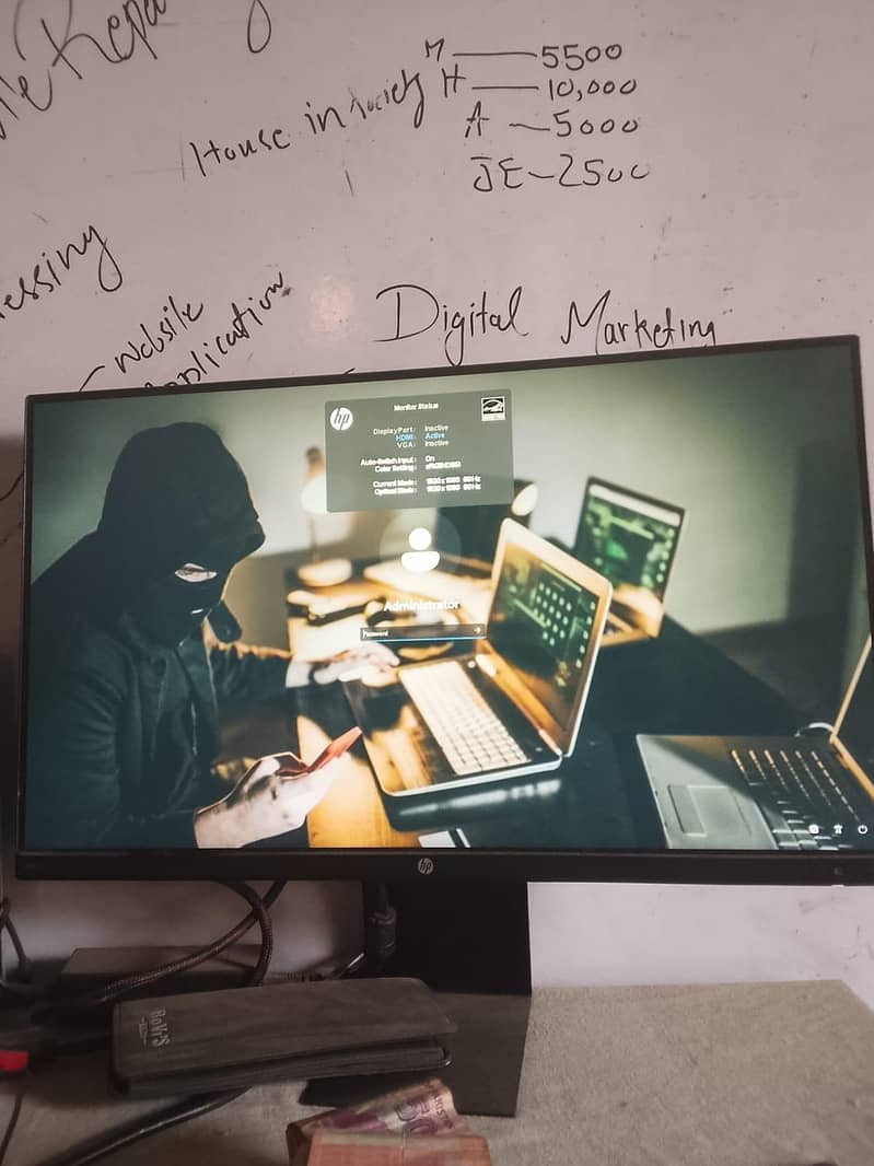 HP Computer Led Borderless 3