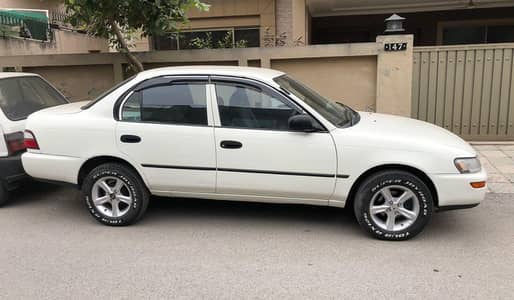 Toyota XE total re condition 2000 Auto