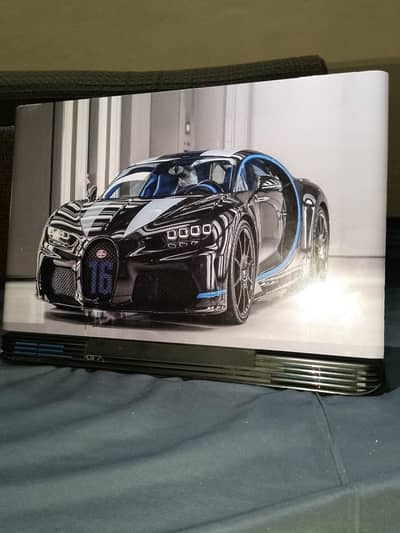 Dell G7 Gaming Laptop 10/10 Condition | Core i7 8th Gen | GTX 1060 MAX