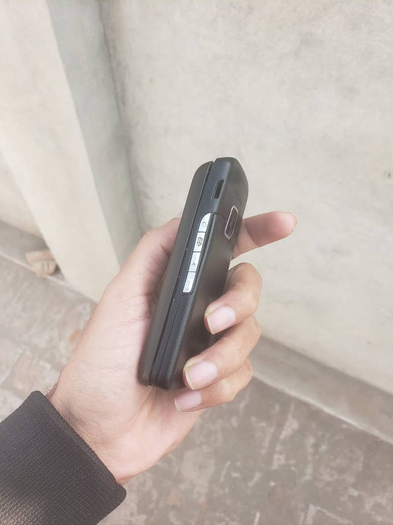 Nokia E65 2