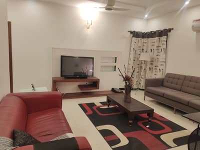 Luxury 6 Bedroom Fully Furnished House with 20kV Solar for Rent RS 650,000