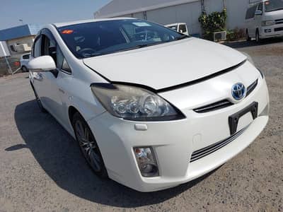 Toyota prius 2010 pearl white 4 grade