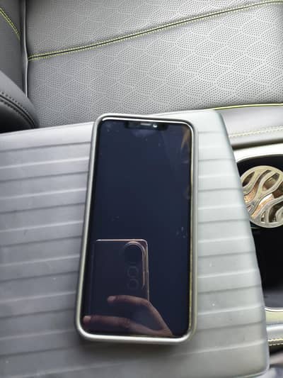 iphone 11promax256gb non PTA urgent for sale condition 10x8