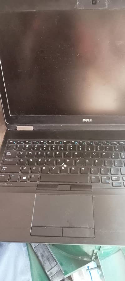 Dell Latitude E5570 core i7 6gen 2gb Graphic Card
