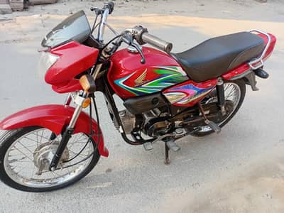 Honda pridor 100 cc 03138812530
