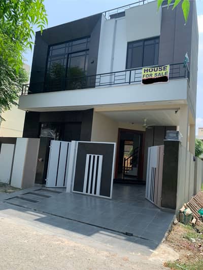 5 MARLA BRAND NEW SOLID CONSTRUCTED HOUSE IS AVAILABLE FOR SALE ON A VERY GOOD LOCATION IN DHA PHASE 11 RAHBAR SECTOR 2