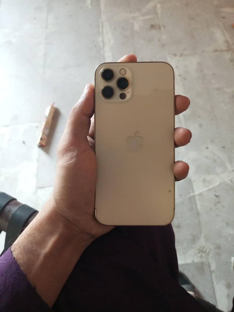 iphone 12pro 3