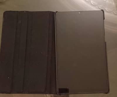 Galaxy tablet A7 32 gb for sale(with cover)