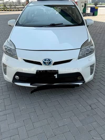 Toyota Prius G Touring Selection Leather Package 1.8 2012