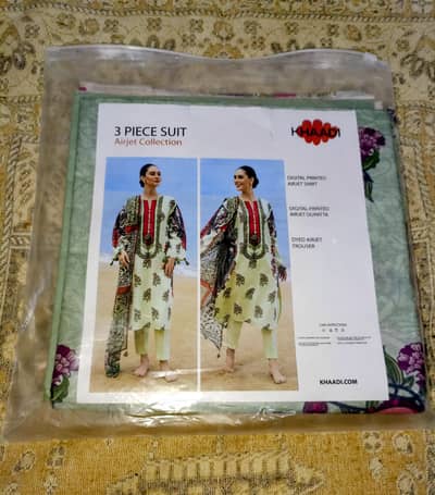 3 Piece Unstitched Ladies Suit