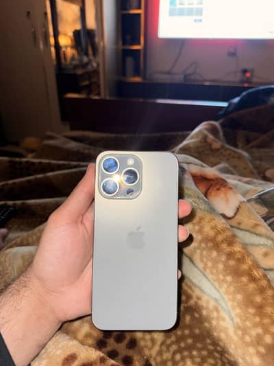 iPhone 15 Pro Max natural titanium 256GB available