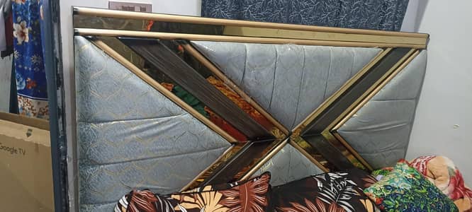 bed set new condition 03285457646