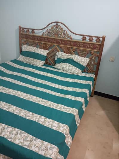 "Elegant Used Bedroom Set for Sale"