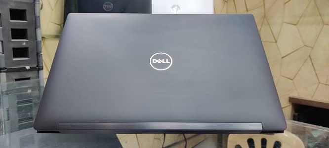 Dell Latitude 7470 Core i5 6th Gen 8GB RAM 256GB SSD Full HD Laptop