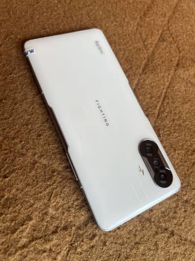 redmi k40 gaming 10/10 exchange possible