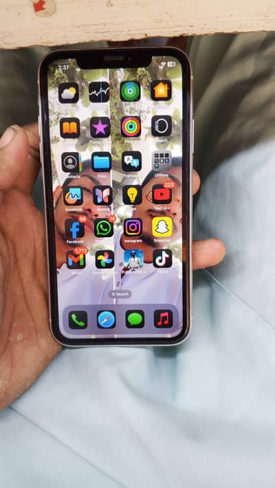 iphone xr 256gb exchange good phone