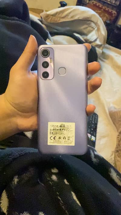 Infinix hot 11 4/128gb