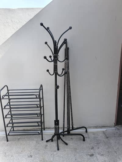 show rack. coat stand. hanger stand