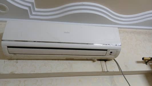 35000 good condition, ek use mai hai or ek km use hua hai ek