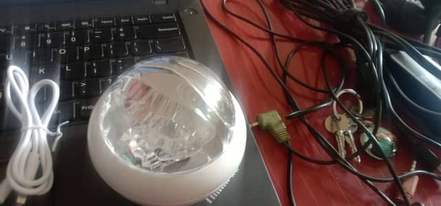 Norther Lights Bagic Ball with a remote control. Best for kids