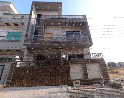 Book A On Excellent Location House Of 6 Marla In I-11/2 Islamabad