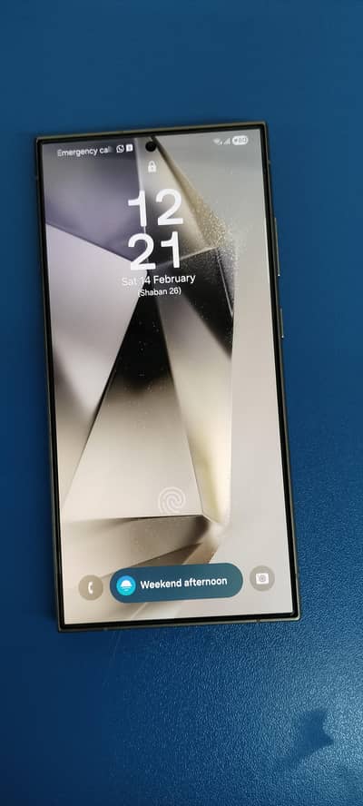 Condition: 10/10, bilkul scratch-less & excellent