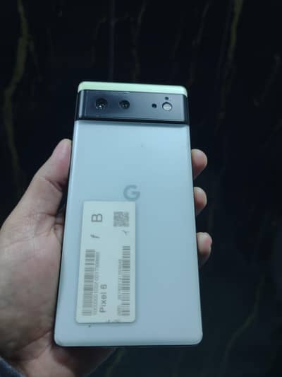 google pixal 6 90hertz display 8/128GB dual sim pta