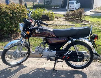 Honda CD 70 Black 2026 sticker | 1st Owner